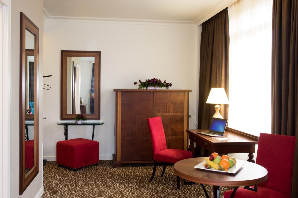 Arena Di Serdica Hotel Sofia Luaran gambar